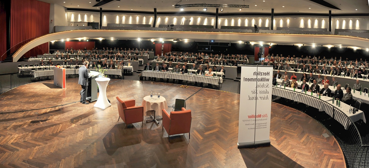 DSB_0990_und 0991_DxO_pano.jpg - Foto Richard de Stoutz, CH-3600 Thun